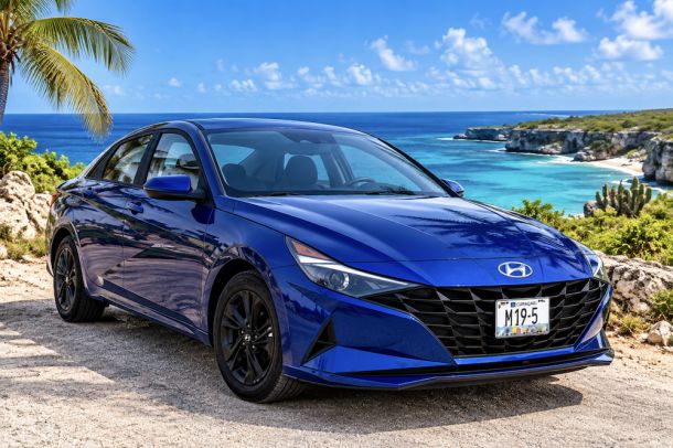 Hyundai Elantra Curacao | Automaat